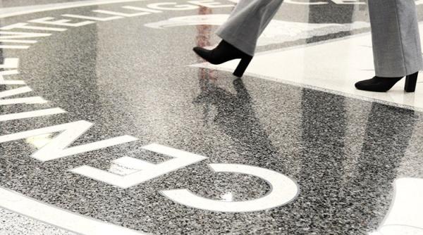 CIA își alertează spionii din toată lumea printr-o cablogramă neobișnuită