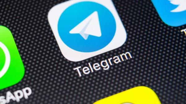 După căderea WhatsApp, zeci de milioane de utilizatori ”s-au refugiat” la rușii de la Telegram