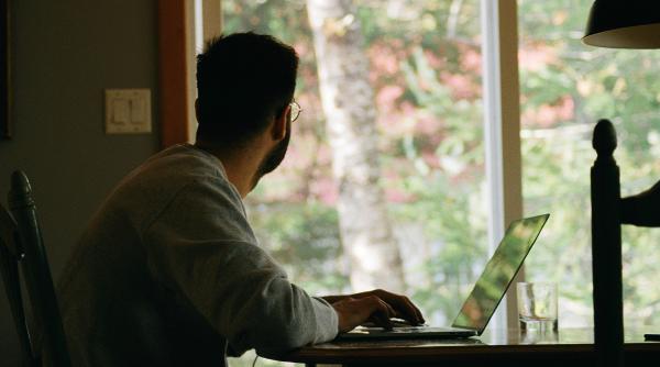 Incidența cazurilor de COVID-19 a ajuns în Capitală la 12,65 cazuri la mie