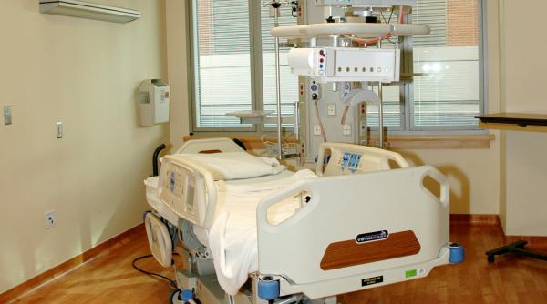 NU mai sunt PATURI ATI pentru bolnavi de COVID-19. Date oficiale