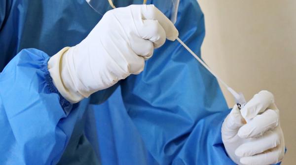 Testarea în școli. Decizie privind testele rapide cu salivă