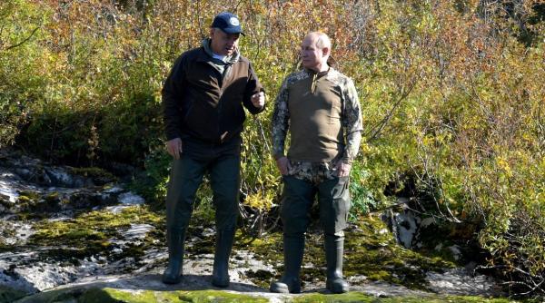 Putin își numără banii din pușculițe. Trebuie refăcute calculele