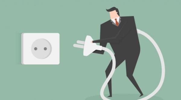 Chisăliță explică riscurile unei plafonări a prețului la electricitate