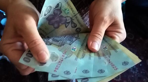 Ce trebuie să faci ca să primeşti ajutor de la stat pentru facturi mai mici la iarnă