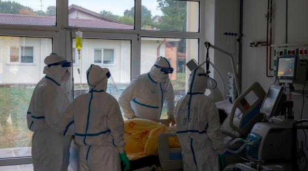 COVID-19. De ce tinerii fac forme grave ale bolii provocate de SARS-CoV-2