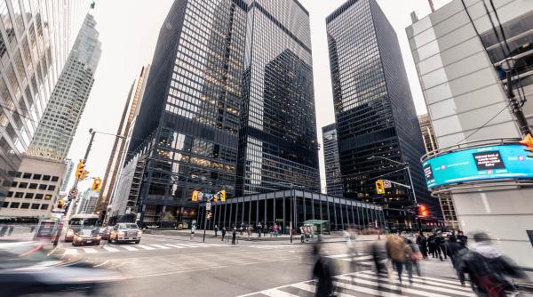 Băncile americane au intrat în panică! Și doar criptomonedele sunt de vină