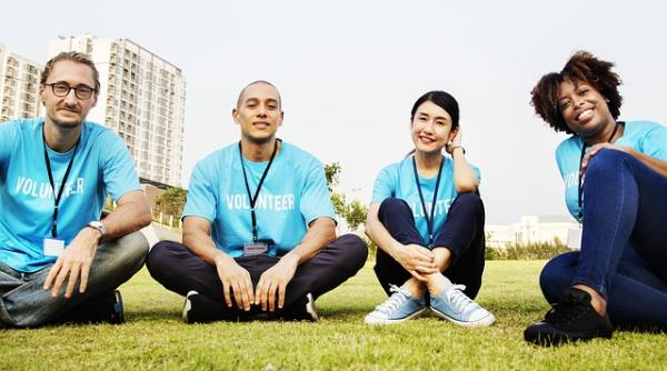 Cine câștigă mai mulți bani, egoiștii sau altruiștii? Răspuns SURPRIZĂ