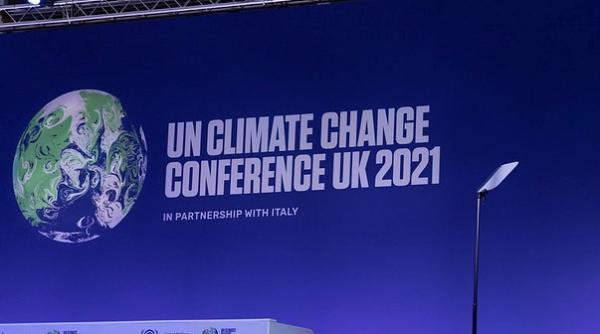 Manifestaţii ample pentru justiţie climatică la Glasgow şi în lume VIDEO