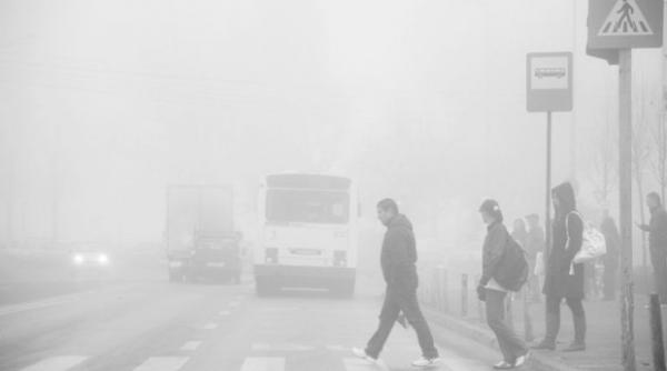 ANM. Cod galben în şapte judeţe din țară: Ceaţă densă şi condiţii de gheţuş 