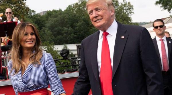 Donald Trump vinde un hotel cu 375 milioane de dolari