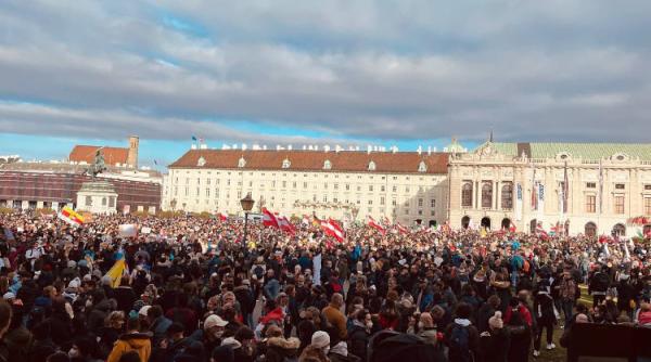 Proteste la Viena împotriva carantinei și vaccinării obligatorii