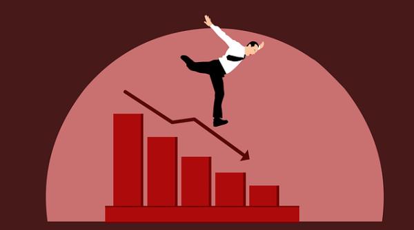 Noua tulpină COVID doboară piețele bursiere. Nu a scăpat nici BVB