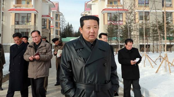 Kim Jong Un: ”Să ne pregătim pentru o luptă dură”