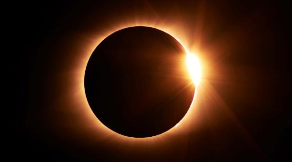 4 DECEMBRIE. Eclipsă totală de Soare. Se anunță mari schimbări VIDEO