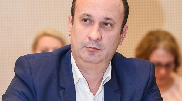 Ministrul Finanțelor. Se are în vedere ”scăderea taxării muncii” 