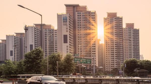 Evergrande a depășit termenul de plată iar Kaisa vine și mai aruncă gaz pe foc