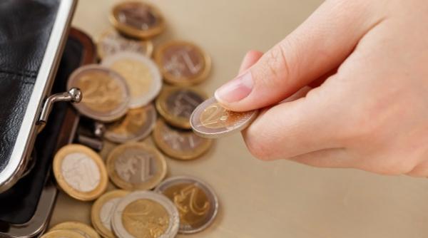 UE vrea salariu minim și concediu plătit pentru acești muncitori