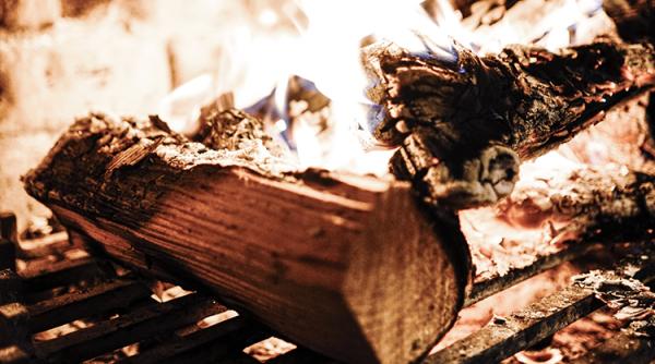 Încălzirea cu lemne. Clarificări ale CE prinvind PNRR-ul României