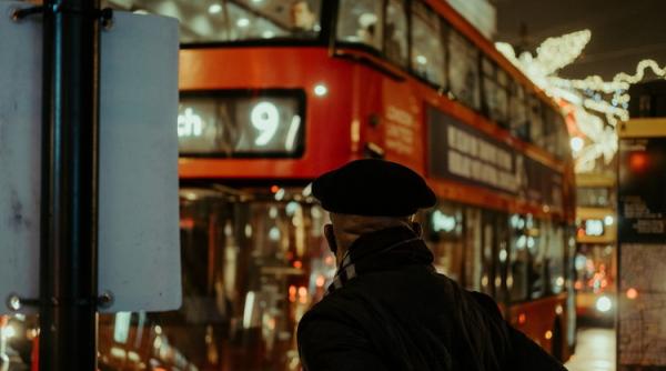 Omicron vine să distrugă orice speranță? Europa se uită cu groază la britanici