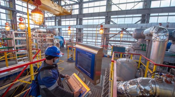 Rusia începe să închidă gazele. Gazprom tace