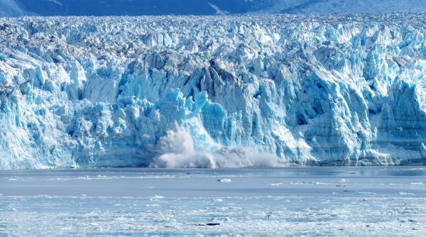 Ghețarul APOCALIPSEI, în echilibru precar! Când se va produse DEZASTRUL