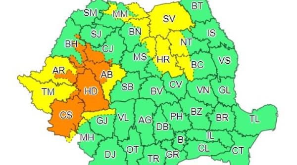 Vremea până marți. Meteorologii anunță ninsori, ploi și lapoviță. HARTA