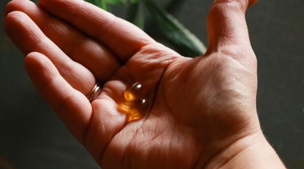 Pastila anti-Covid de la Pfizer, aprobată de britanici