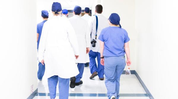 Bilanț COVID-19. Este grav! Numărul de cazuri noi s-a dublat în 24 de ore