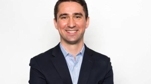 Valentin Ștefan, director al Poștei Române, ”Studii ruse” în SUA? Universitatea nu confirmă. Cum explică