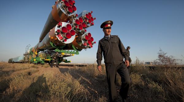 Pază înăsprită la cosmodromul de la Baikonur. Dmitri Rogozin: A fost înființat un centru de criză