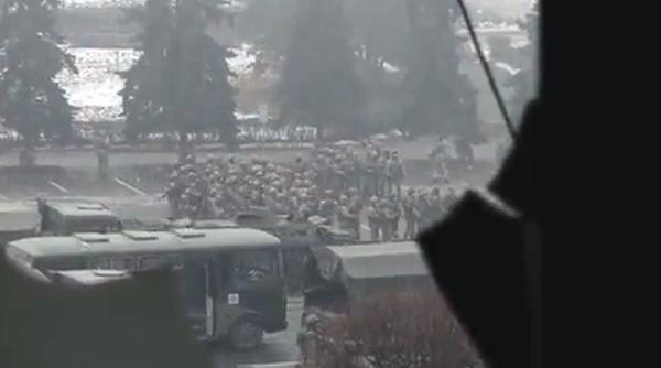 Revolta din Kazahstan, înecată în sânge de ”trupele de menținerea păcii”. Președintele anunță că ordinea a fost restabilită