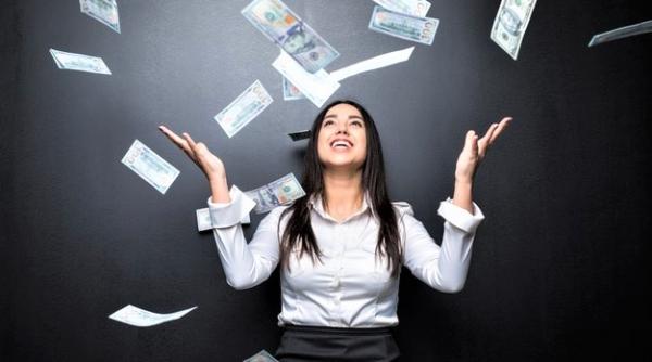 Bani cu GRĂMADA pentru aceste zodii în luna februarie