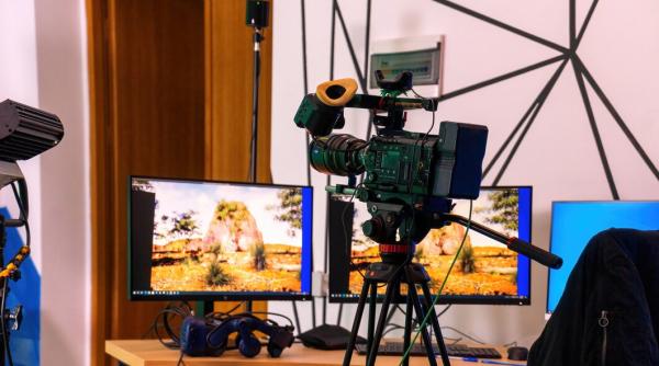 Netflix şi Disney +, în vizor! Apare un nou concurent, Warner Bros Discovery