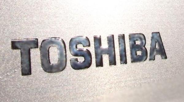 Toshiba încearcă să se salveze! Are un plan: ruperea companiei în două 