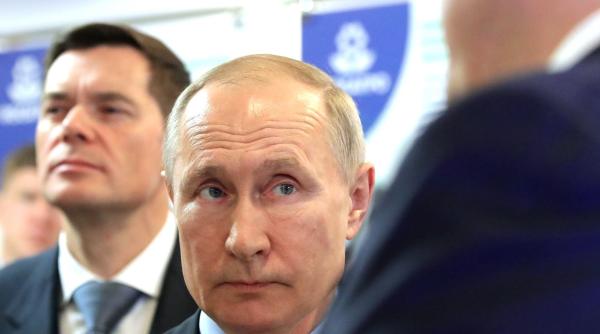 Război în Ucraina. UE blochează activele lui Vladimir Putin și ale ministrului Lavrov