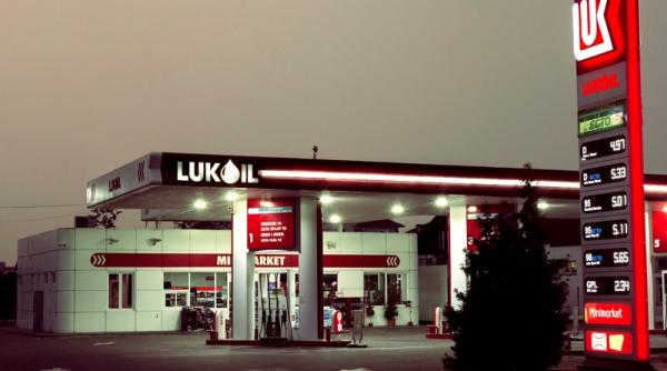 ANPC, controale la toate benzinăriile Lukoil și Gazprom. Nereguli grave. Amenzi și mărfuri oprite de la comercializare