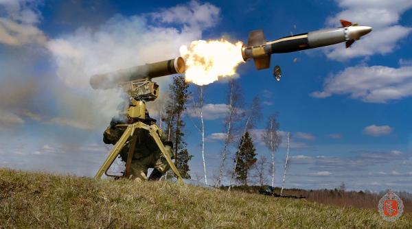 Rusia AVERTIZEAZĂ că va ATACA ţinte militare la Kiev. Putin e DISPERAT!!!