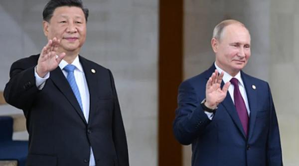 China nu condamnă Rusia dar se oferă mediator și cheamă la dialog