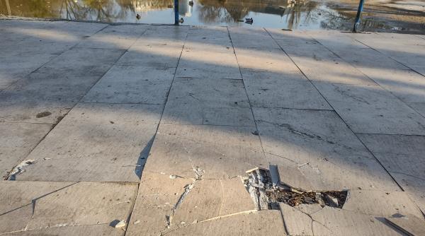 SIMBOL al Bucureştiului ajuns o RUINĂ, chiar sub ochii primarului Nicuşor Dan