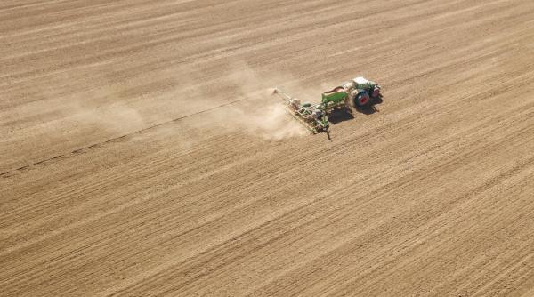 Fermierii cer renegocierea PNRR pe agricultură
