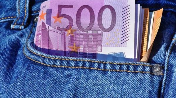 Indicele de referinţă pentru creditele consumatorilor a urcat la 1,86%