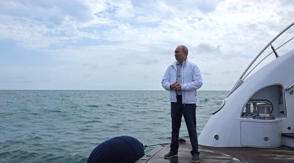 Ce avere are de fapt Putin. Zeci de reședințe, ceasuri de lux, avioane, iahturi