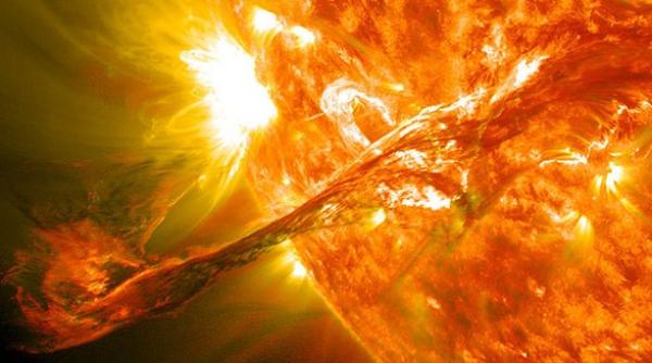 Ceva se întâmplă cu Soarele nostru. Oamenii de știință le-au ignorat până acum