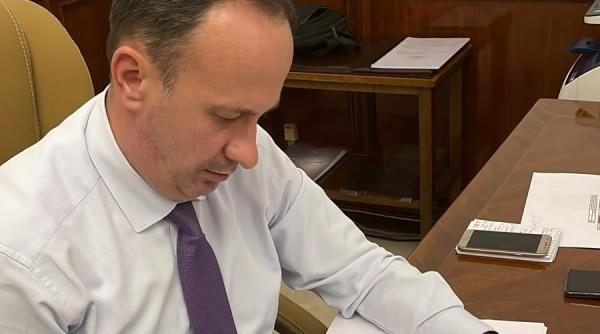 Măsuri anti-sărăcie. Premierul Ciucă l-a trimis pe minstrul Câciu la Bruxelles