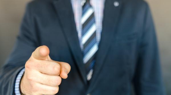 România va avea o LISTĂ NEAGRĂ. Ministru: S-a terminat cu şantajul!