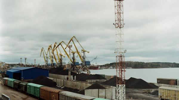 Ucraina a interzis TOTAL importurile din Rusia: "Bugetul inamicului nu va mai primi aceste fonduri"