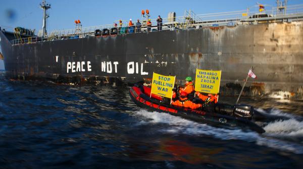 Ușa din dos prin care petrolul rusesc curge spre Europa