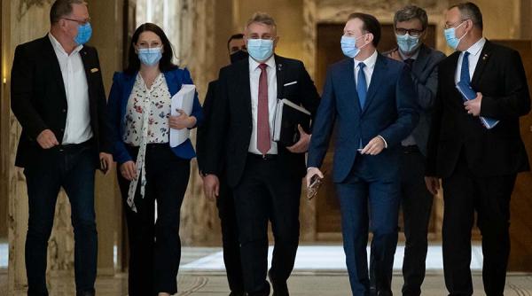 Negrescu, despre împrumuturile pe bandă rulantă: ”Lipsa de responsabilitate se vede de trei-patru guverne”