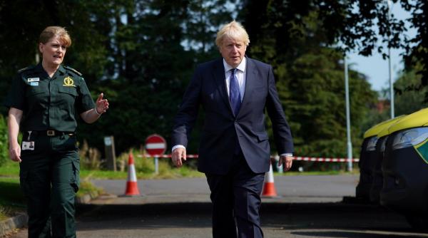 Boris Johnson: Să vorbești cu Putin este ca și cum ai negocia cu un crocodil care ți-a prins piciorul între fălci