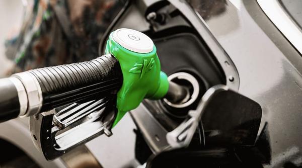 Germania plafonează preţurile la carburanţi şi acordă stimulente pentru transportul feroviar
